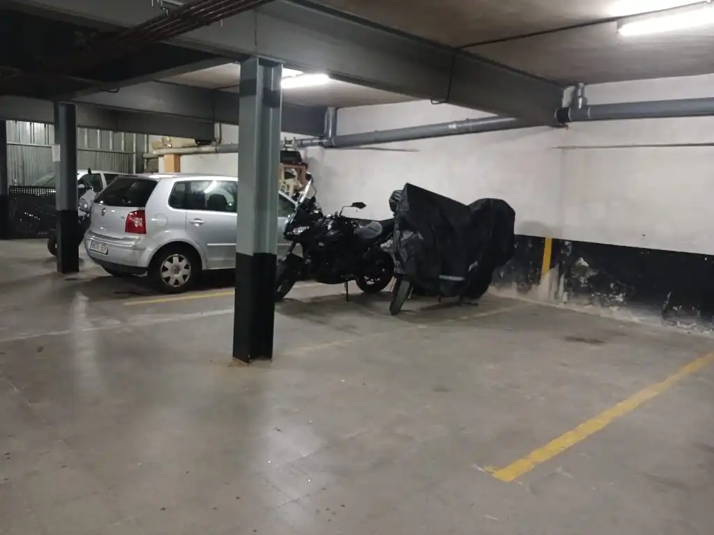 Garaje en venta en Calle Ignasi Iglesias, Poble Nou