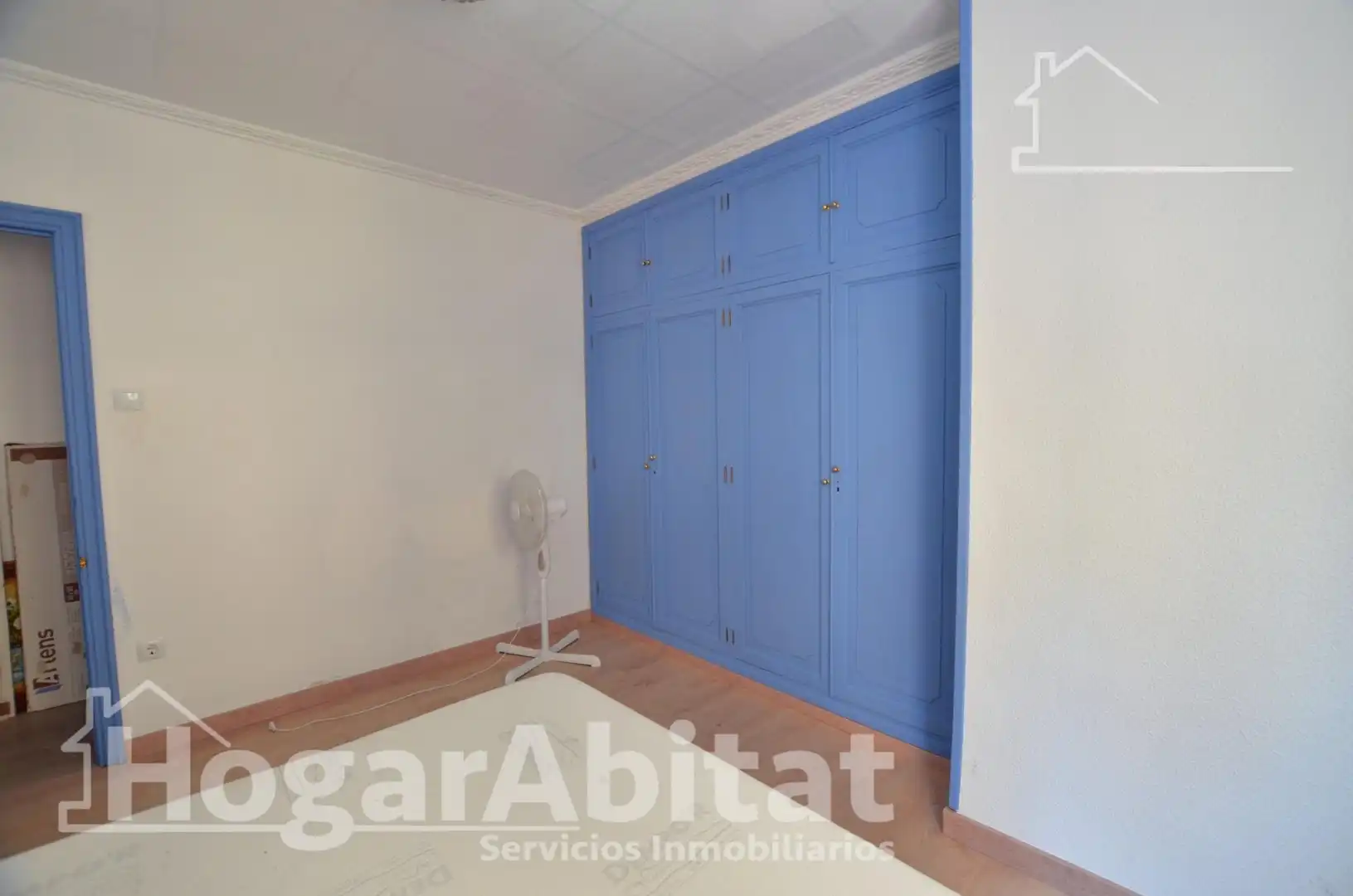 Habitación de Piso en venta en Alicante / Alacant con Amueblado y Balcón