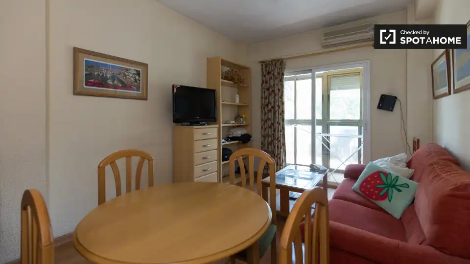 Room in Granada, Granada