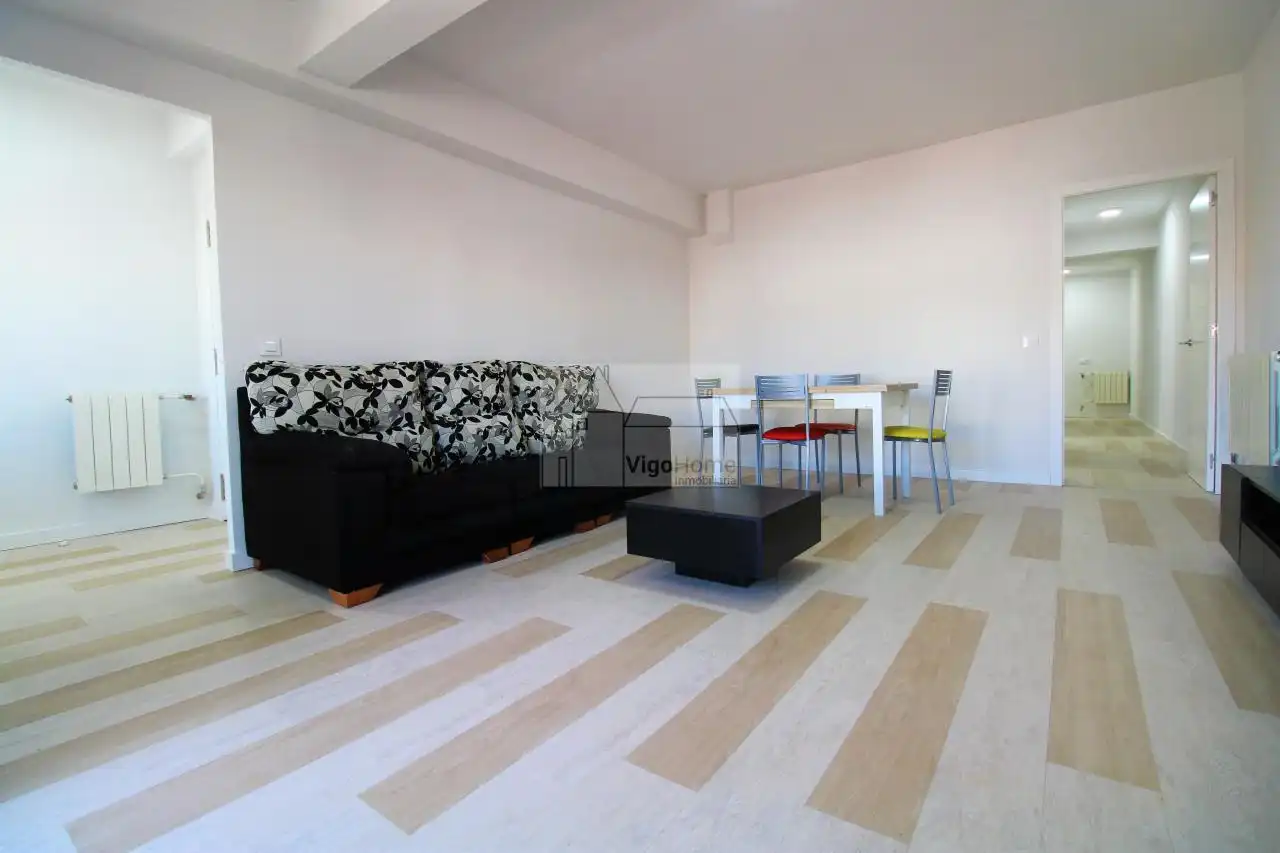 Sala de estar de Piso de alquiler en Vigo  con Calefacción, Terraza y Amueblado