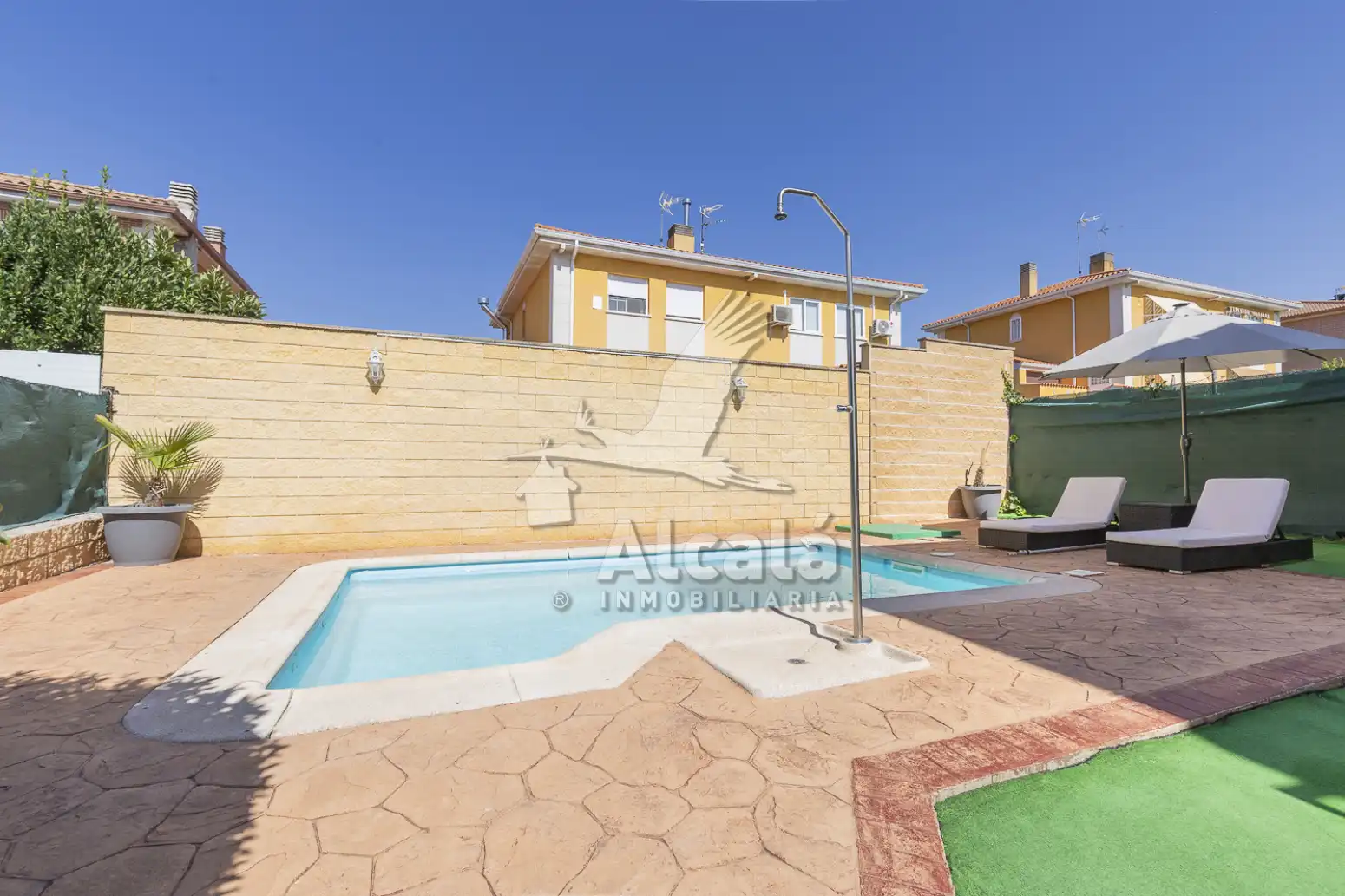 Casa aparellada amb piscina en venda a Torrejón del Rey, imagen 54