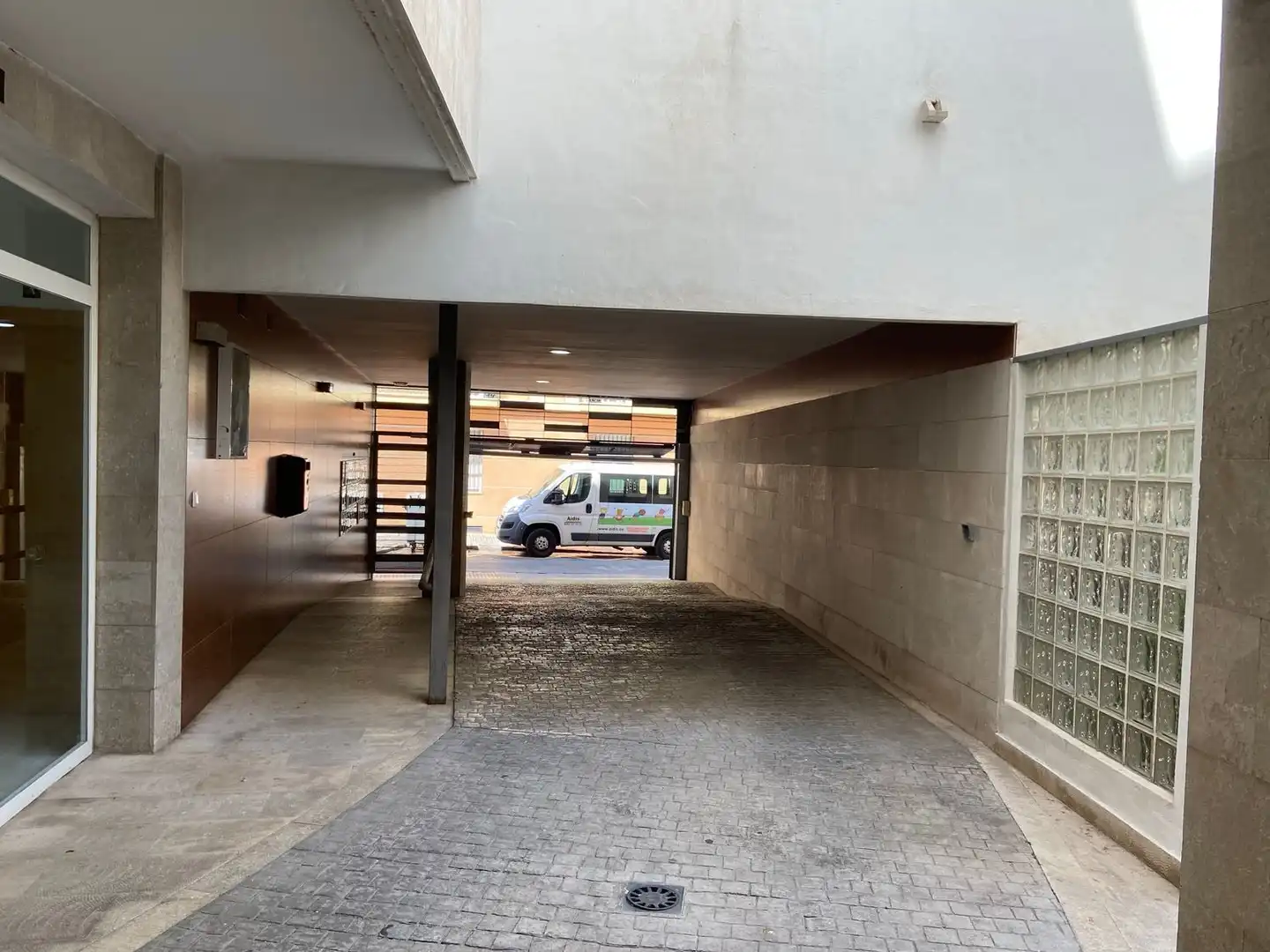 Garatge en venda a Carrera de Capuchinos, El Ejido