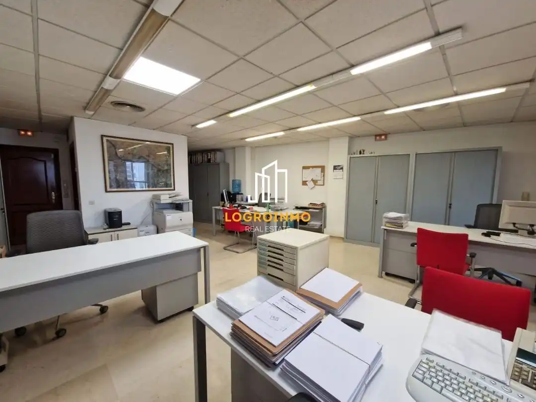 Ufficio con ascensore in vendita a Centro, imagen 14