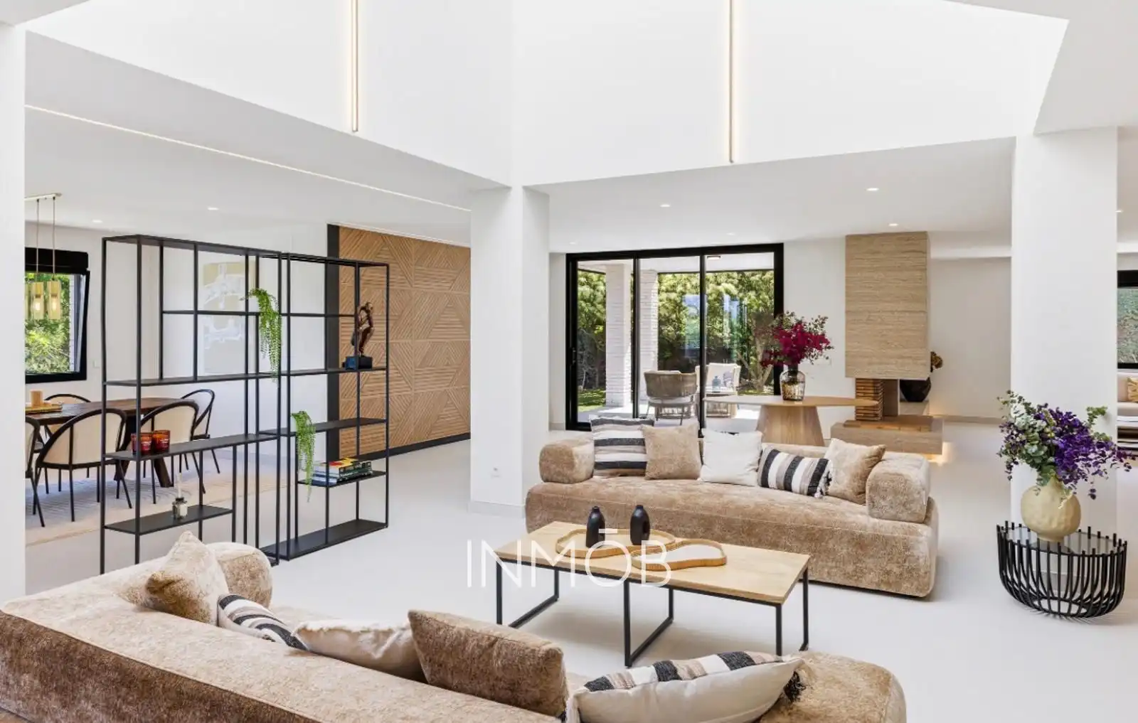 Chalet con piscina en venta en LAS LOMAS, imagen 5