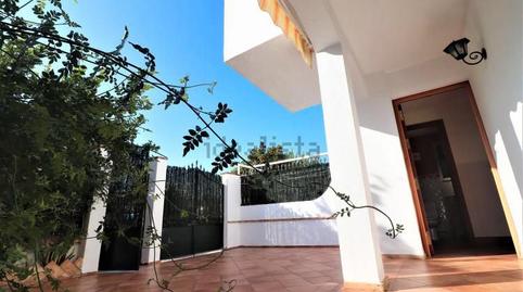 Foto 2 de Casa adosada de lloguer a Calle Ajedrez, Colores -  Entreparques, Sevilla