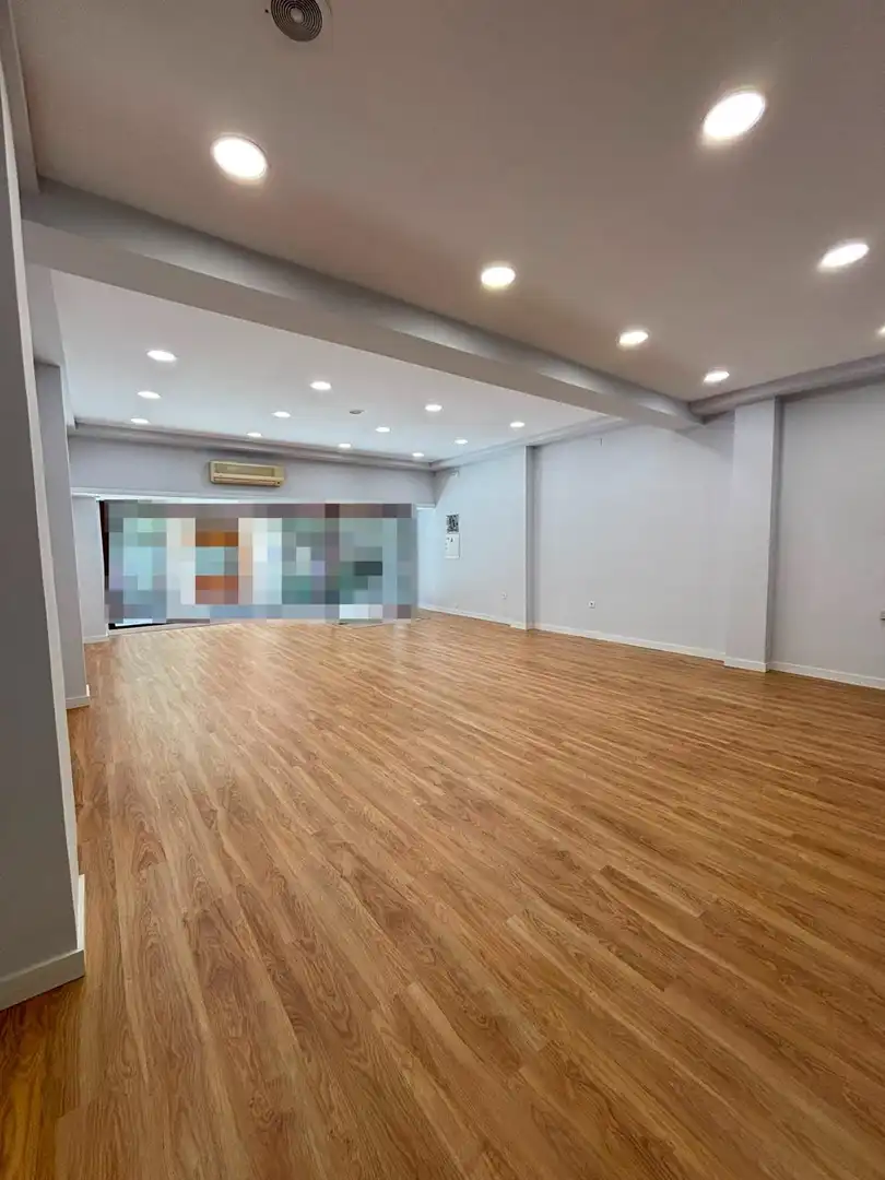 Local comercial de lloguer a Valdepeñas
