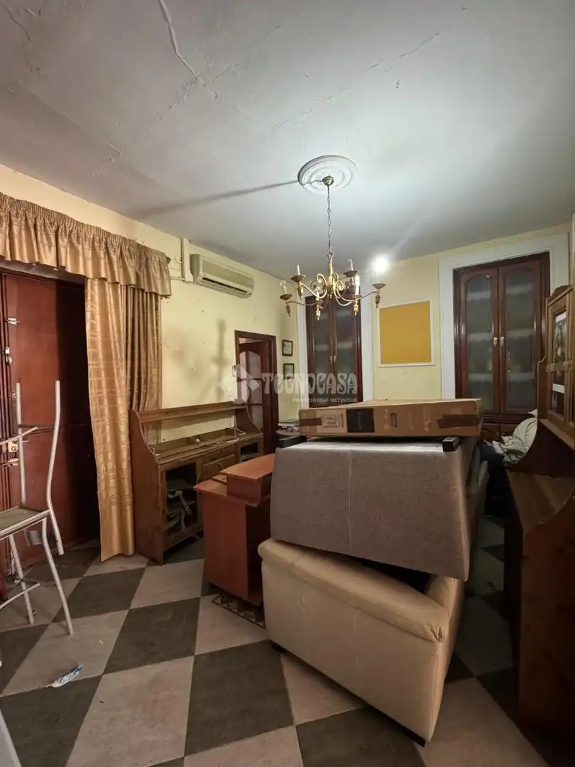 Casa aparellada amb terrassa en venda a Lupión, imagen 29