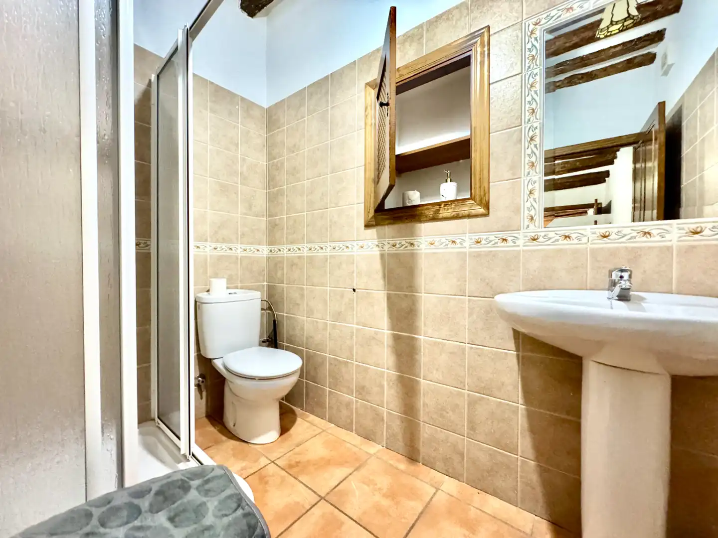 Bathroom of Buildings for sale in Bérchules