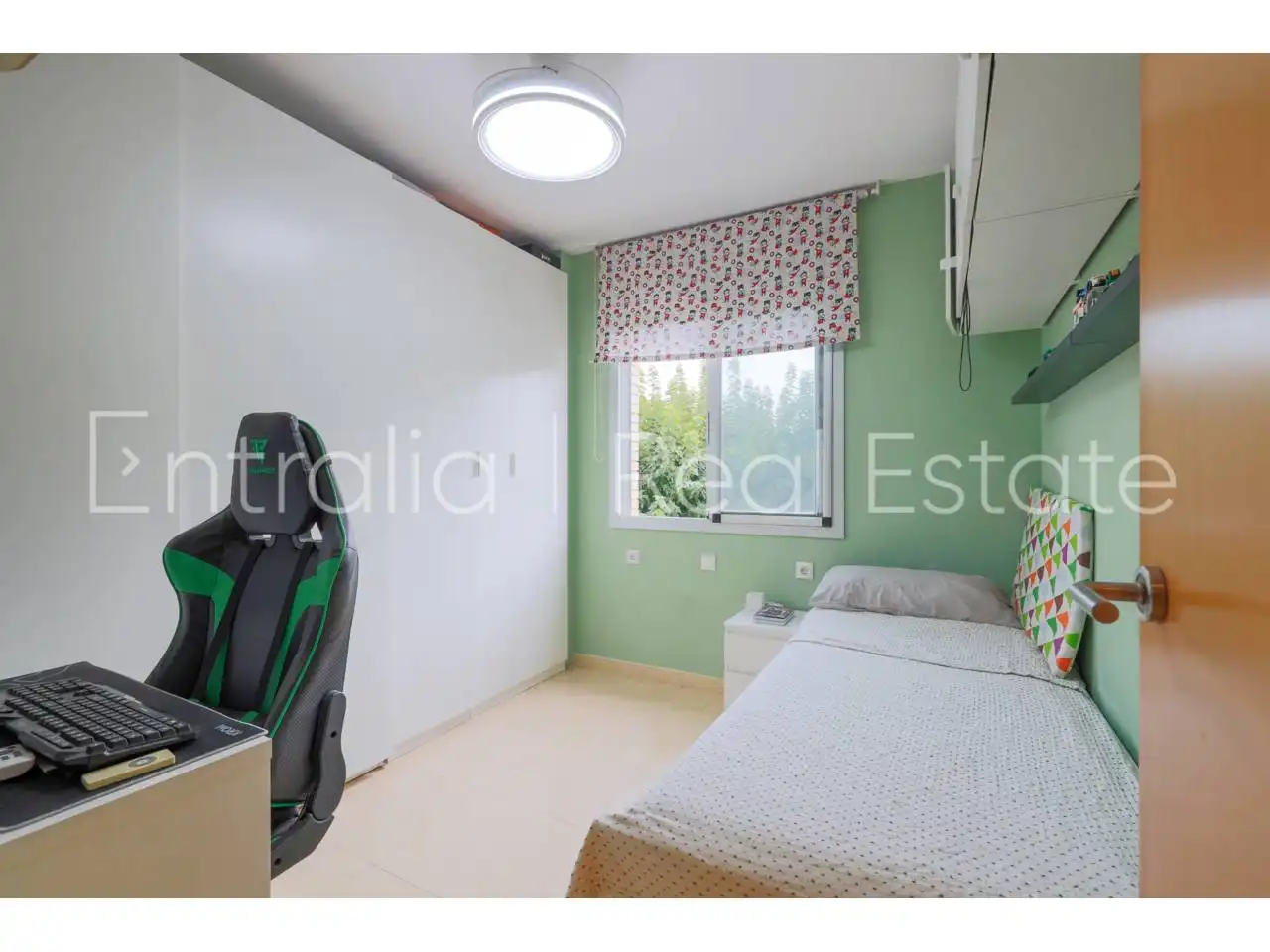 Bedroom of Flat for sale in Celrà, Girona