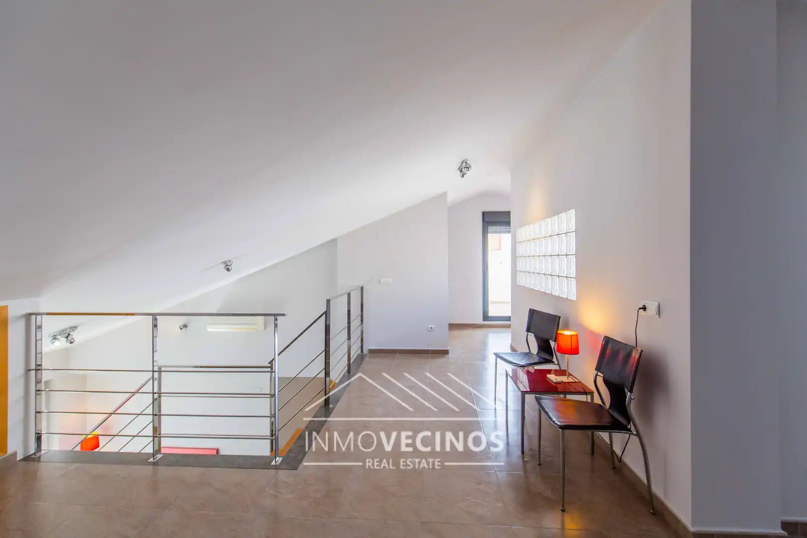 Sala d'estar de Dúplex de lloguer en Valencia amb Moblat