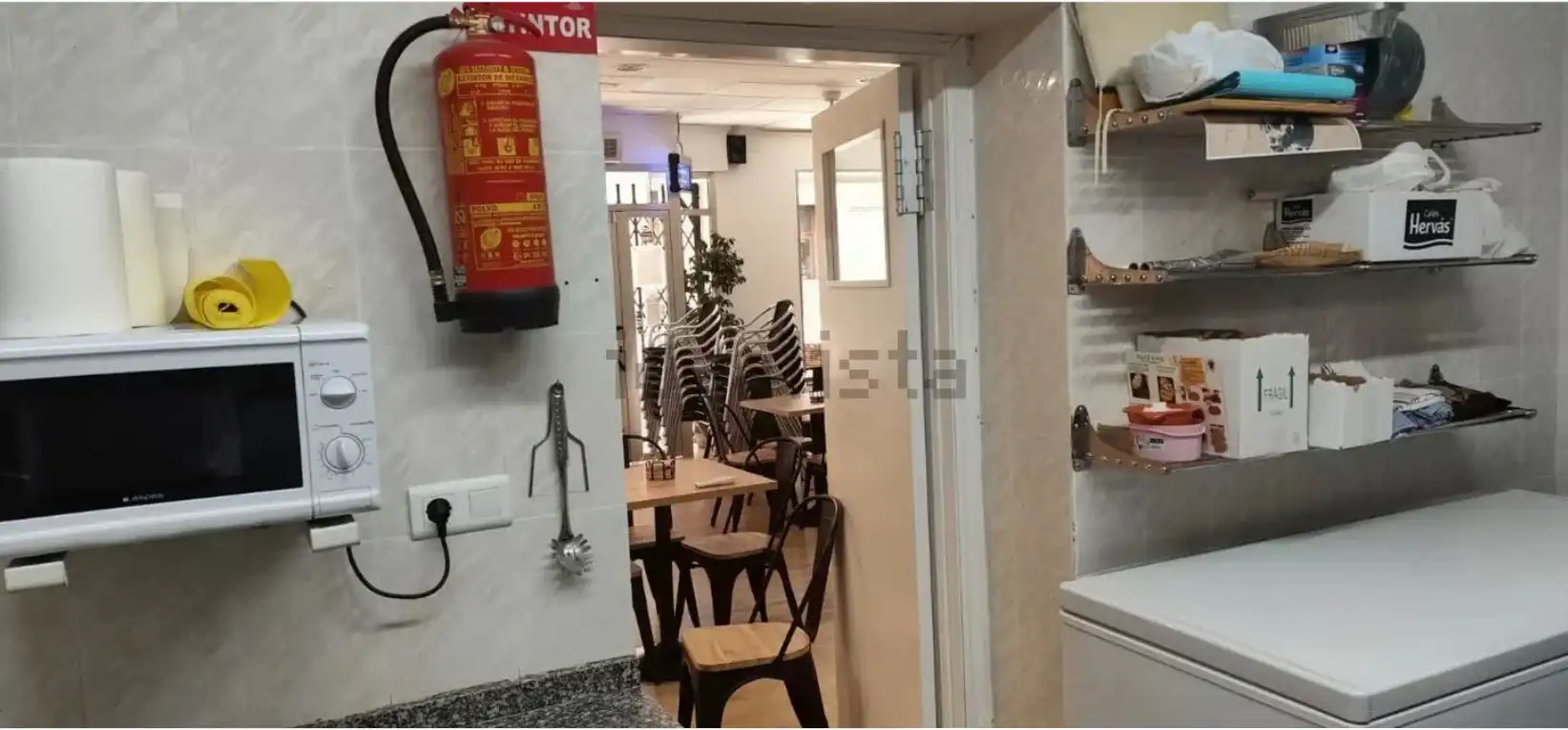 Local en traspas en Alzira amb Aire condicionat, Calefacció i Terrassa