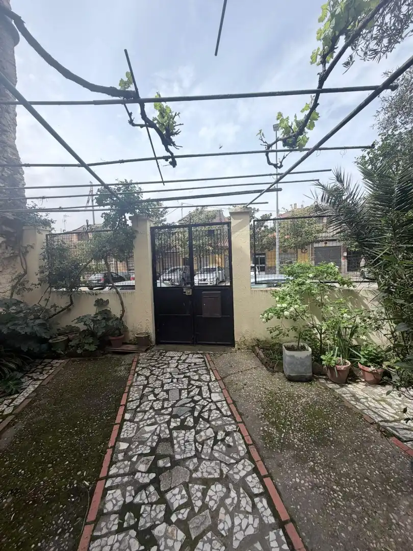 Vista exterior de Casa o chalet en venta en Torrijos con Trastero