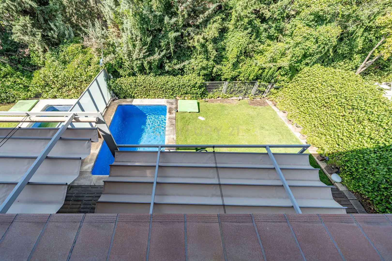 Piscina de Casa o xalet en venda en Pozuelo de Alarcón amb Aire condicionat, Jardí privat i Piscina