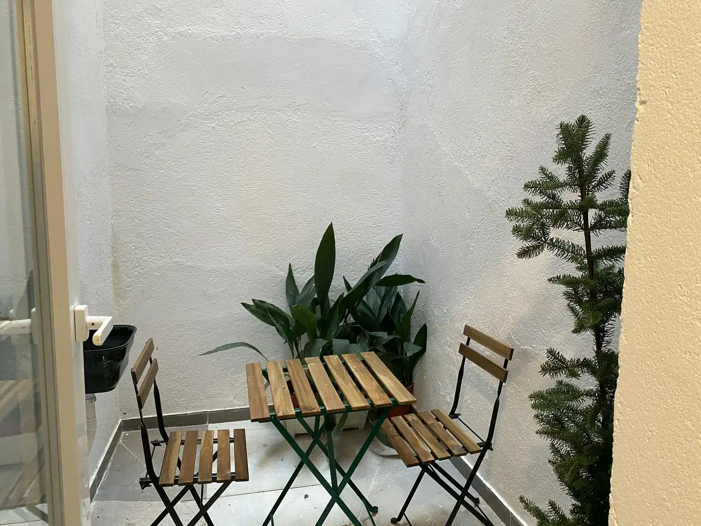 Balcony of Flat for rent in Madrid  with Air Conditioner, Heating and Private garden
