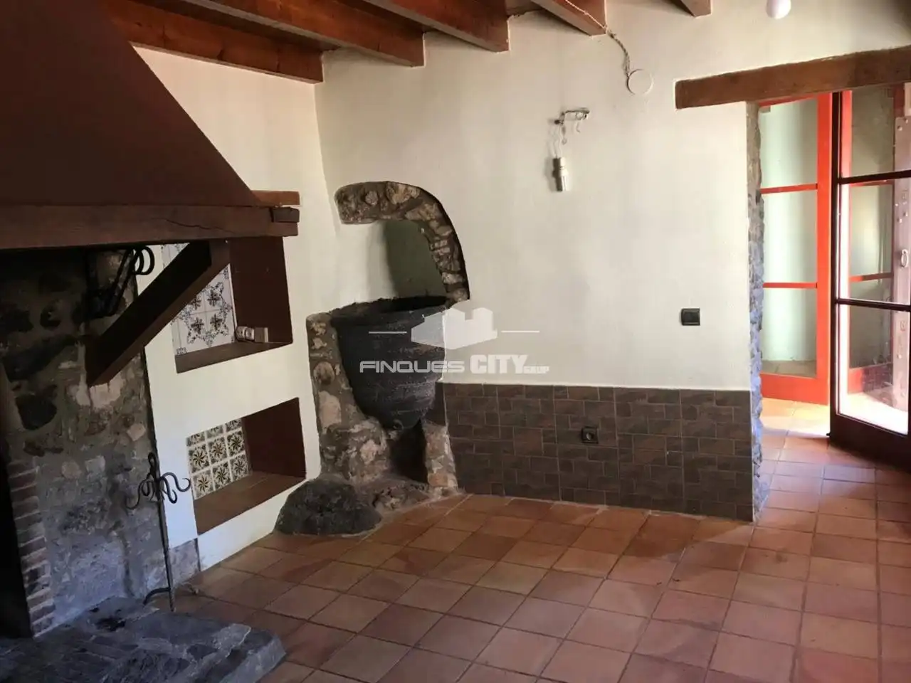 Country homes for sale in Sant Aniol de Finestres  with Air Conditioner, Heating and Private garden