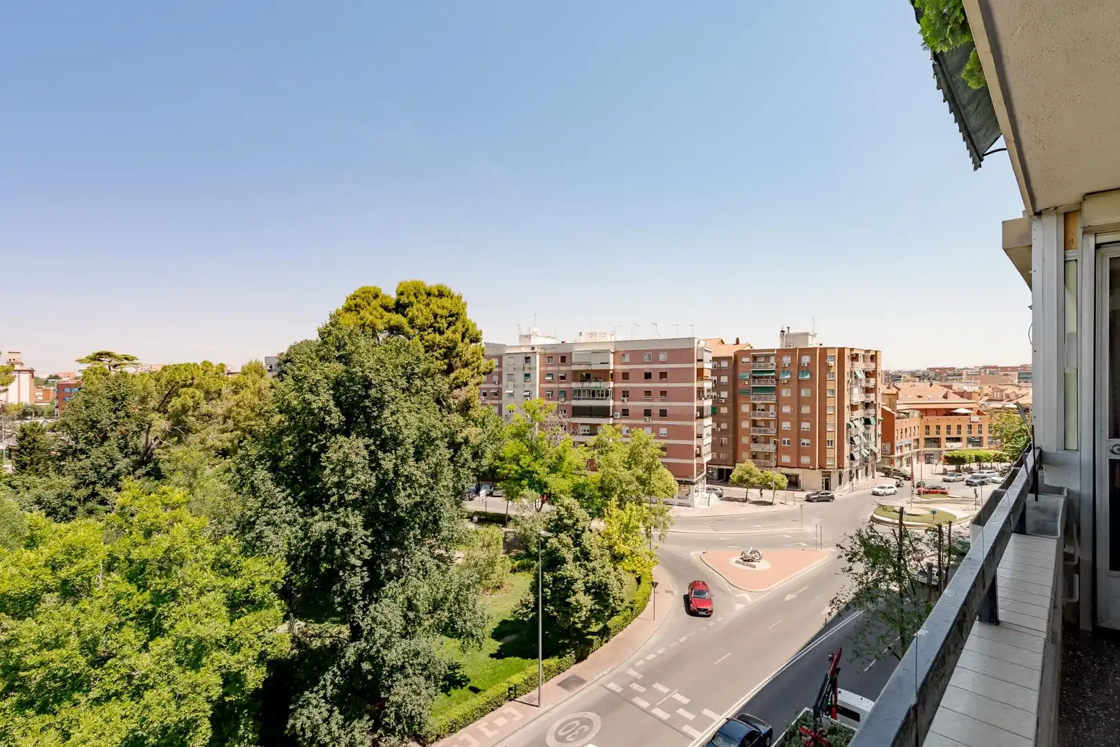 Exterior view of Flat for sale in Alcalá de Henares  with Heating, Terrace and Furnished