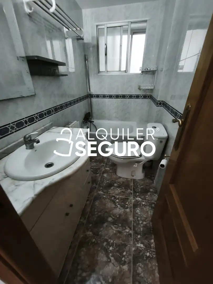 Piso de alquiler en Delicias, Barrio de Delicias