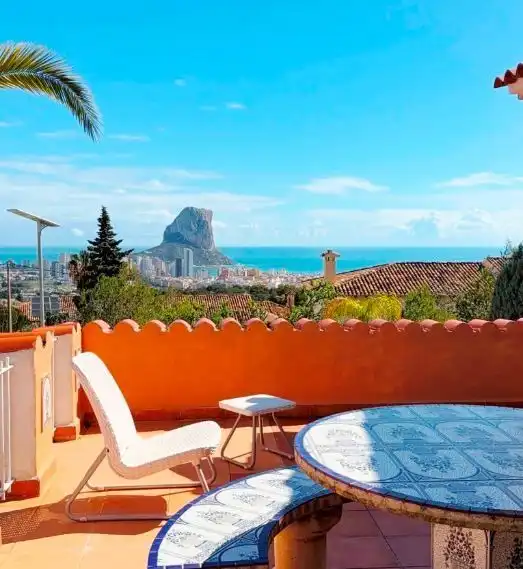 Vista exterior de Casa o chalet en venta en Calpe / Calp con Aire acondicionado, Calefacción y Jardín privado