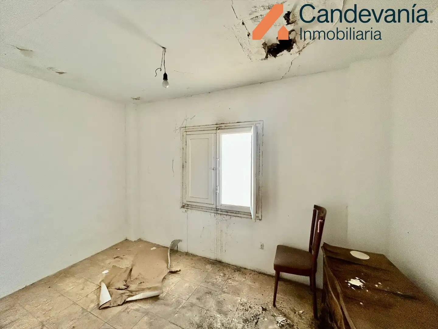 Habitación de Nave industrial en venta en Zuera
