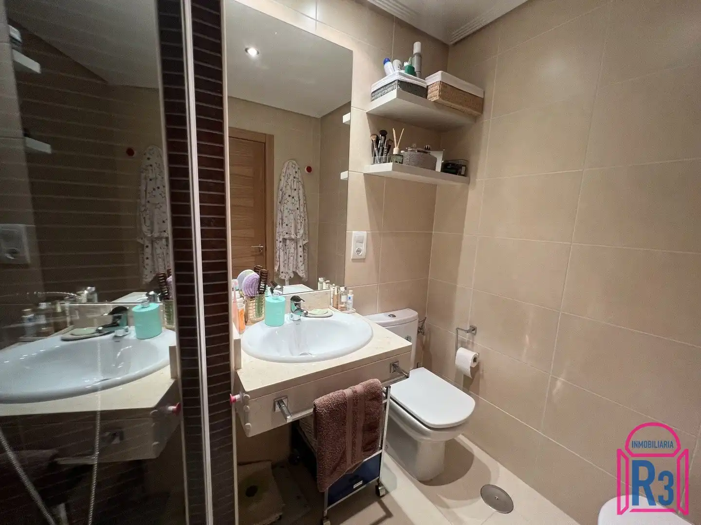Bathroom of Apartments for sale in León Capital   with Heating, Storage room and Furnished