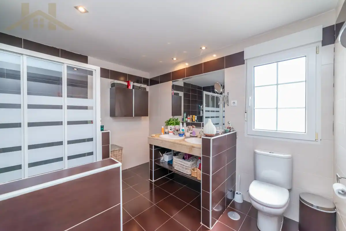 Bathroom of Houses for sale in El Álamo  with Air Conditioner, Heating and Private garden