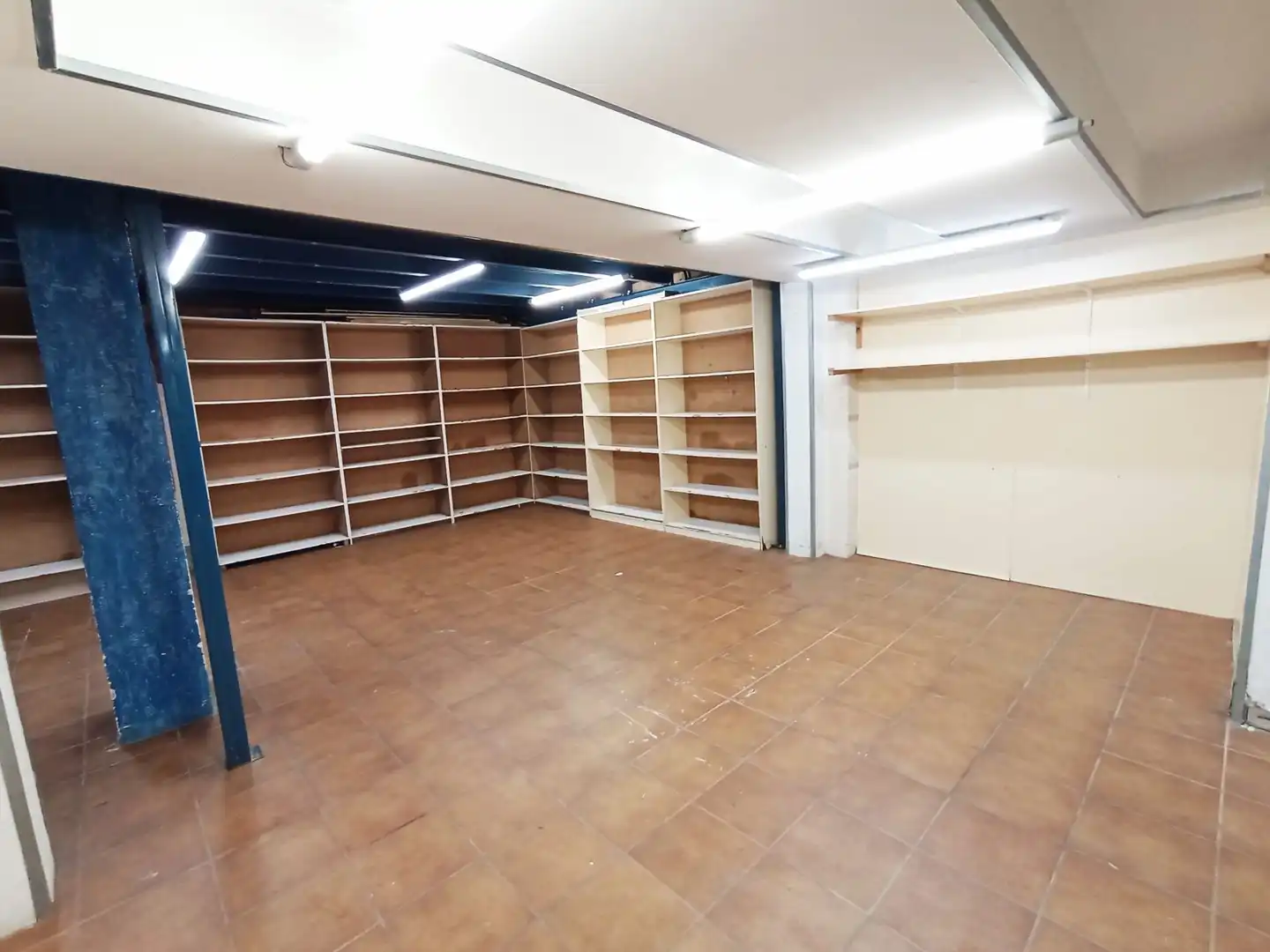 Büro zur Miete in Sud