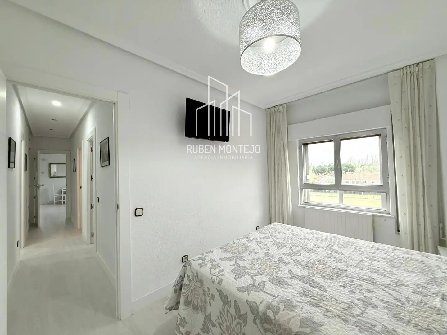 Bedroom of Flat for rent in Salamanca  with Heating, Terrace and Furnished