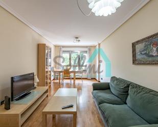 Living room of Flat to rent in Oviedo   with Heating, Parquet flooring and Terrace