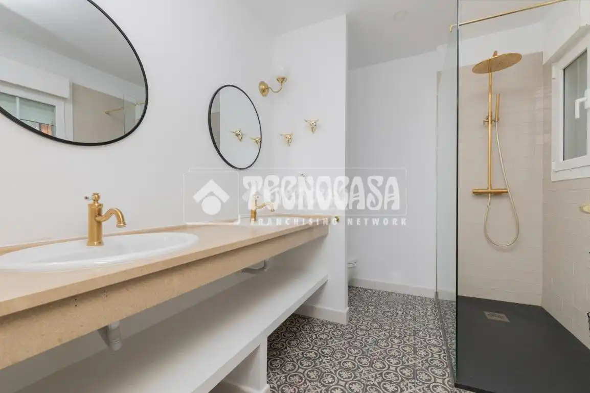 Bathroom of Detached homes for sale in San Agustín del Guadalix  with Air Conditioner, Heating and Private garden