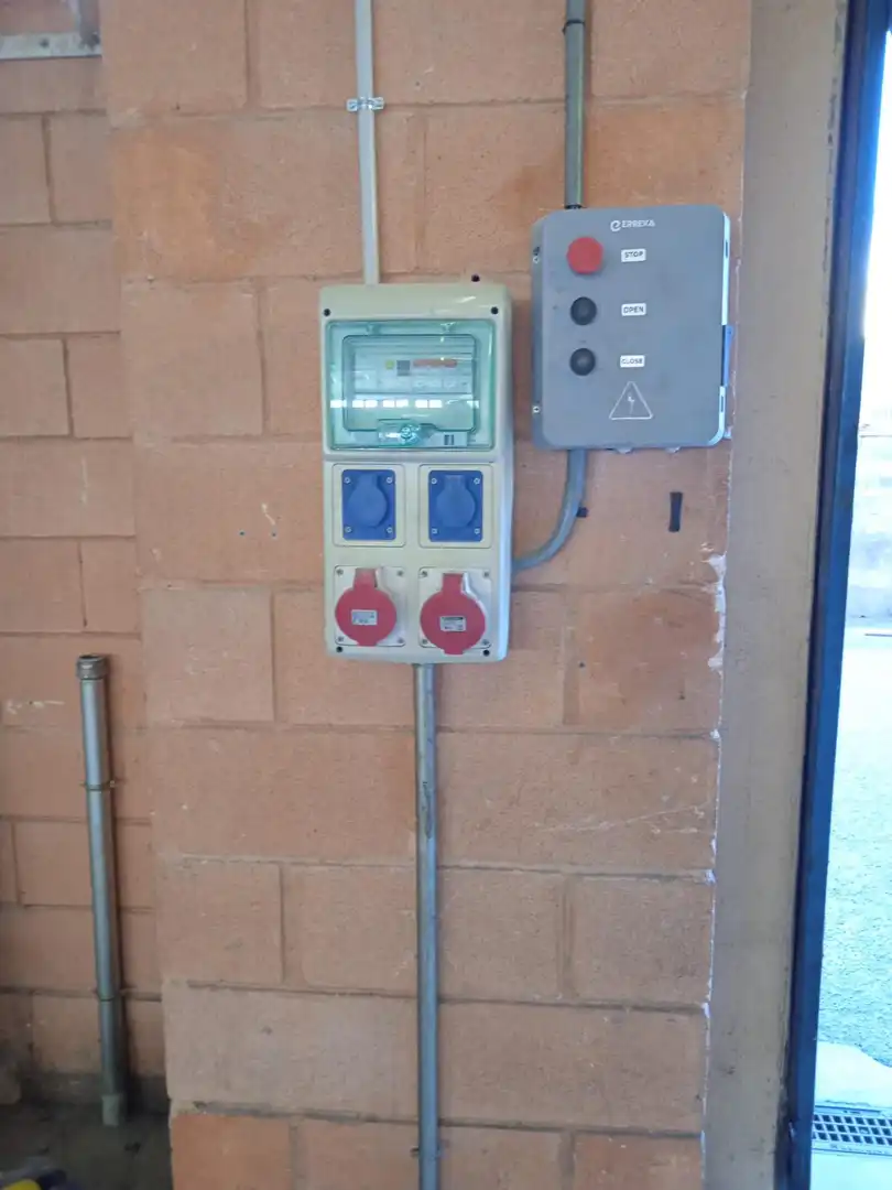 Industrial building to rent in Fuente del Jarro, imagen 27