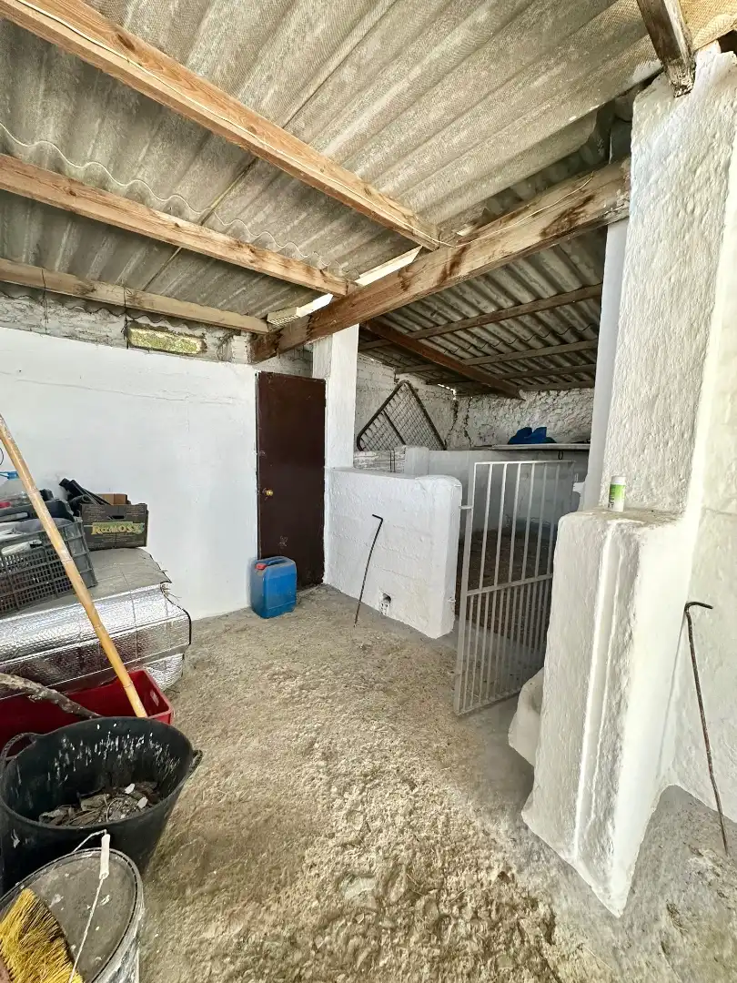Country homes for sale in Benamocarra  with Private garden, Storage room and Swimming Pool