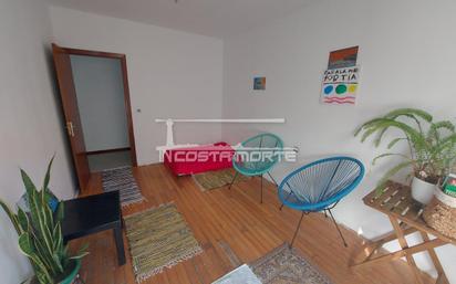 Living room of Flat for sale in Cee  with Storage room