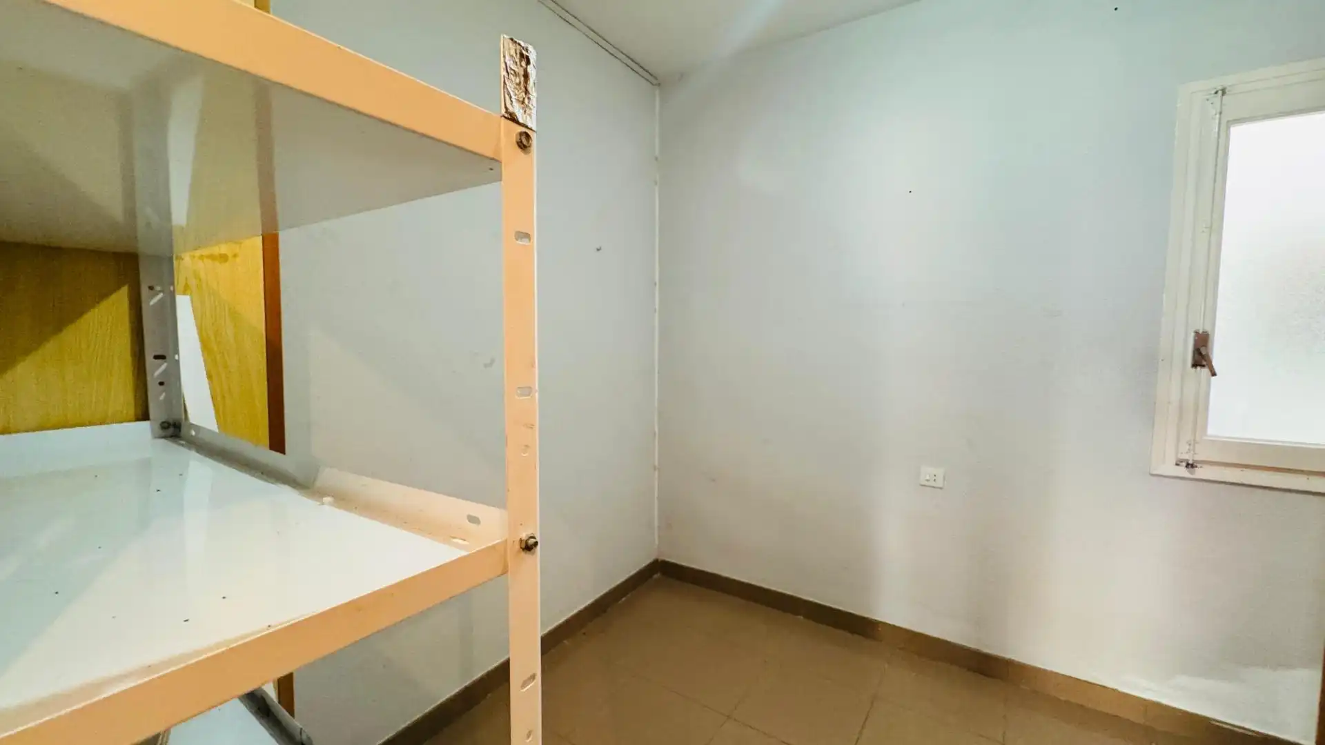 Flat for sale in Vilafranca del Penedès  with Heating, Balcony and Alarm