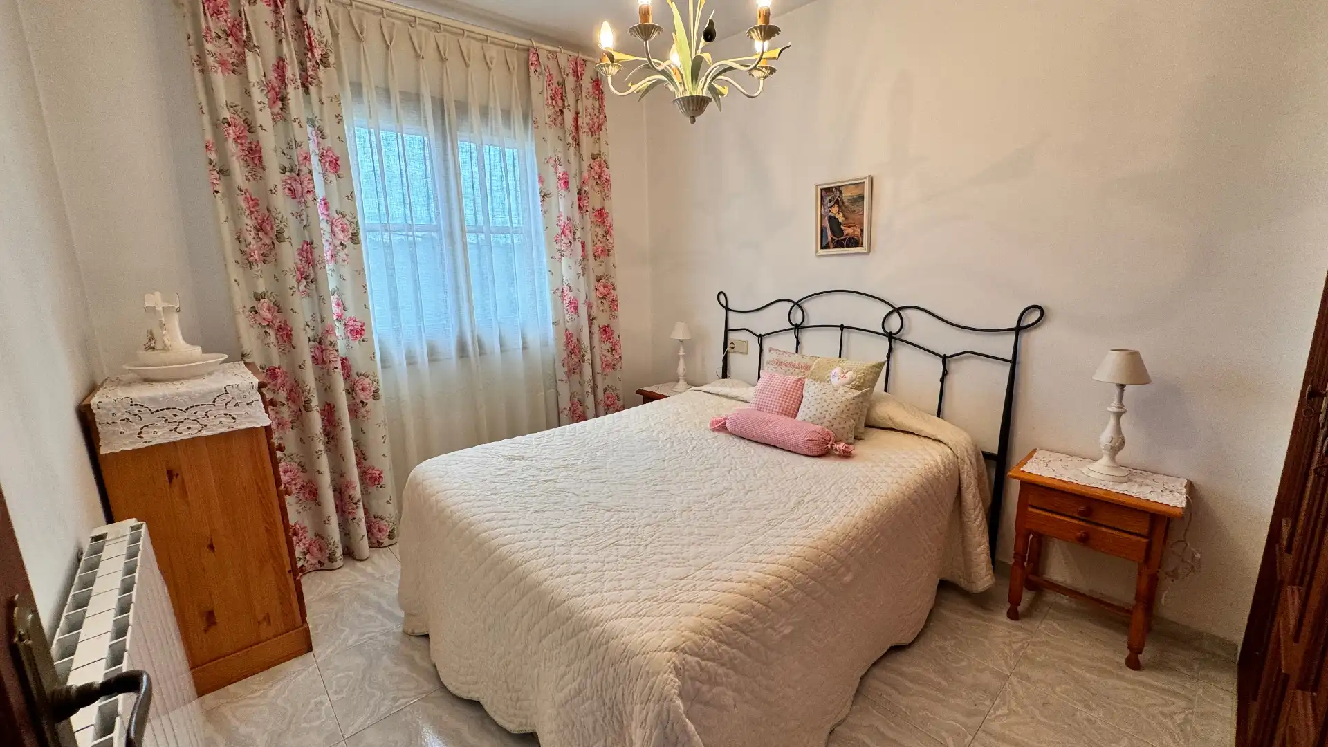 Dormitori de Casa adosada en venda en Torredembarra amb Jardí privat, Terrassa i Traster