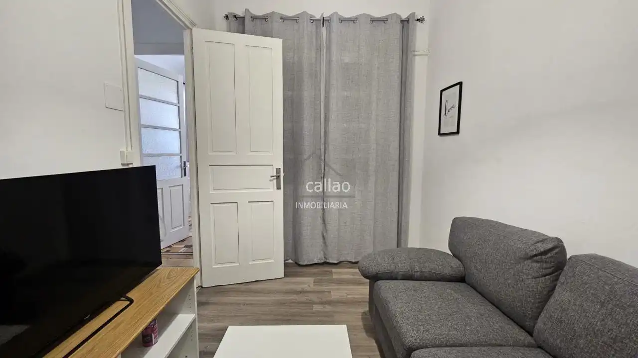 Living room of Flat for rent in Ferrol  with Heating and Furnished