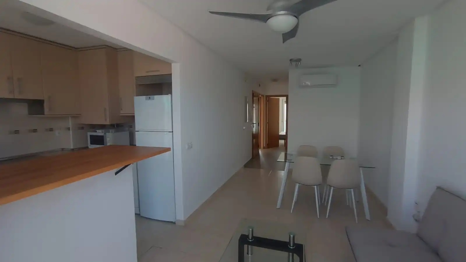 Cuina de Pis de lloguer en Arganda del Rey amb Aire condicionat, Calefacció i Forn