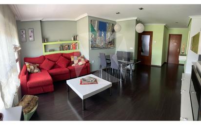 Living room of Flat for sale in Cáceres Capital  with Air Conditioner