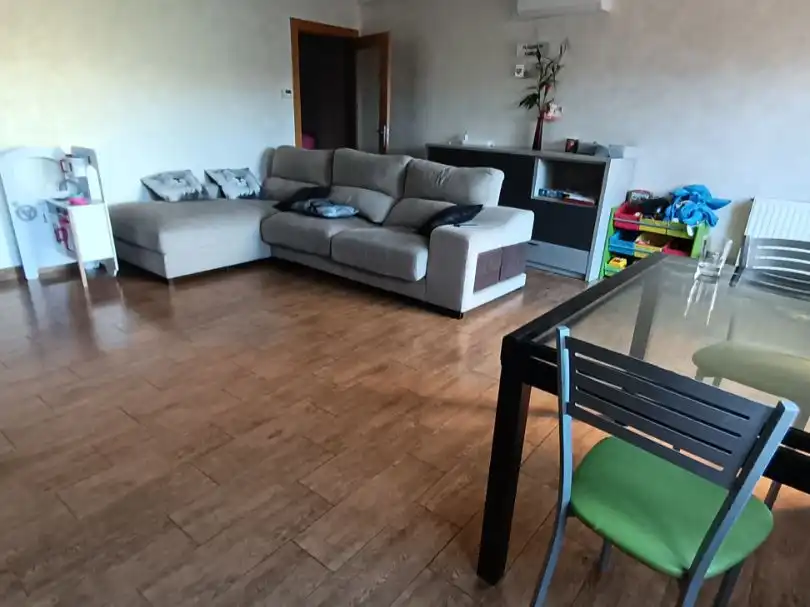 Sala d'estar de Casa adosada en venda en Arcos amb Aire condicionat, Calefacció i Jardí privat