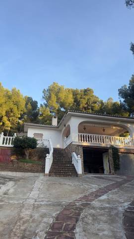 Finca rústica en Alquiler en FUENTE DEL ORO en San Miguel - El Paraiso