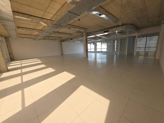 Oficina en Alquiler en Calle d'Àvila en La Vila Olímpica del Poblenou