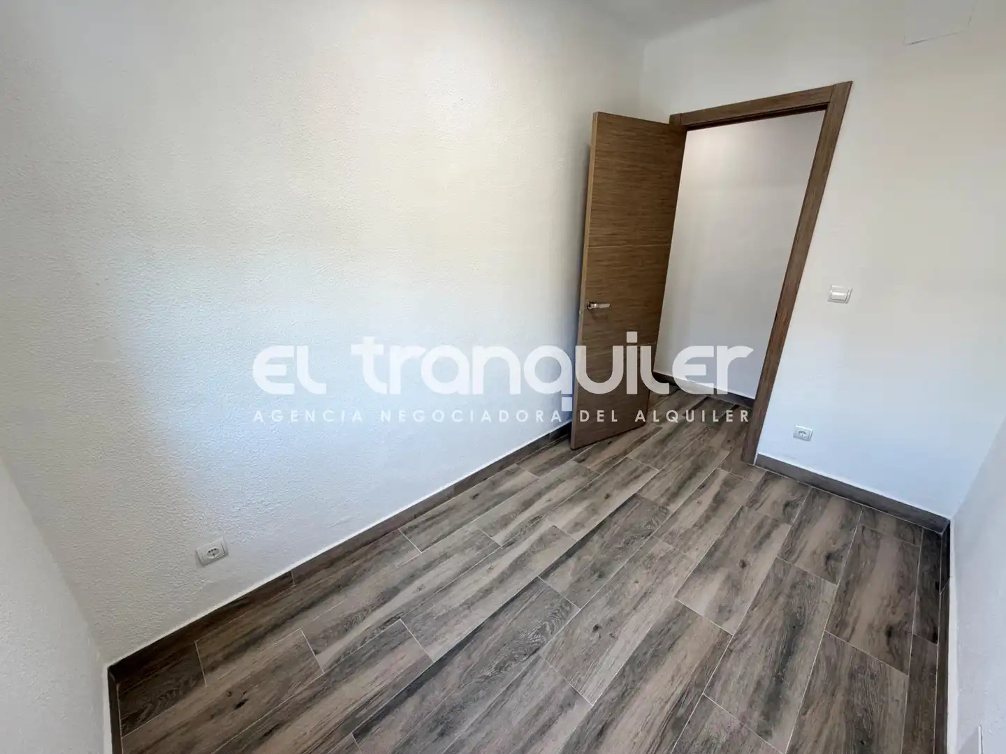 Schlafzimmer von Wohnung zur Miete in Madrid mit Klimaanlage, Möbliert und Waschmaschine