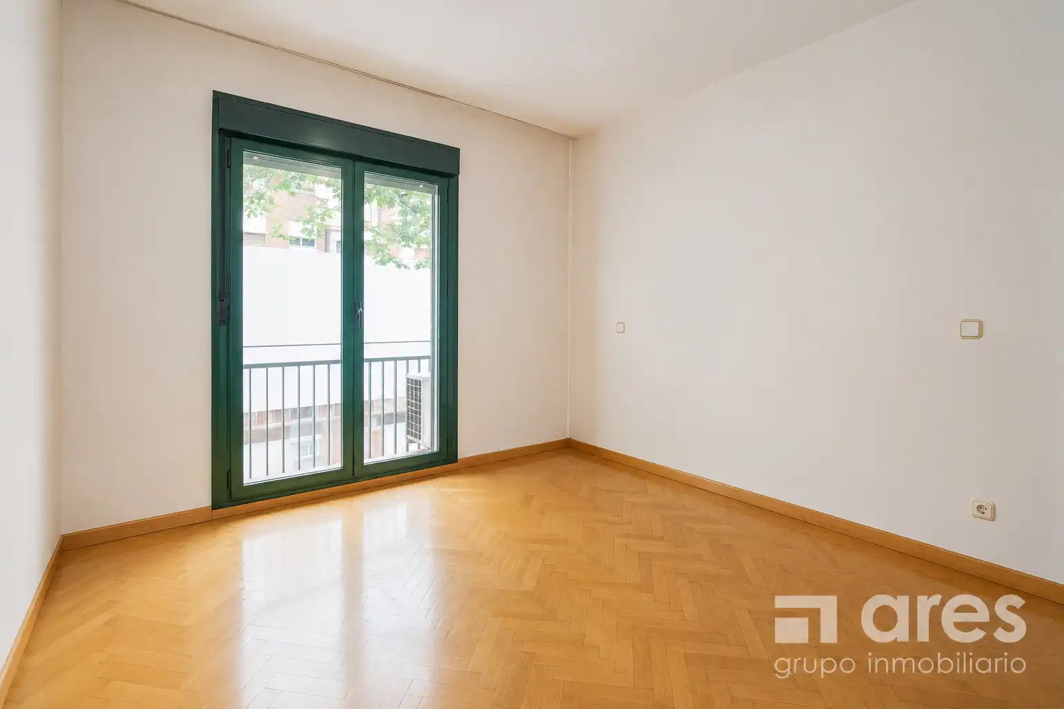 Habitación de Piso en venta en Madrid con Aire acondicionado, Calefacción y Trastero