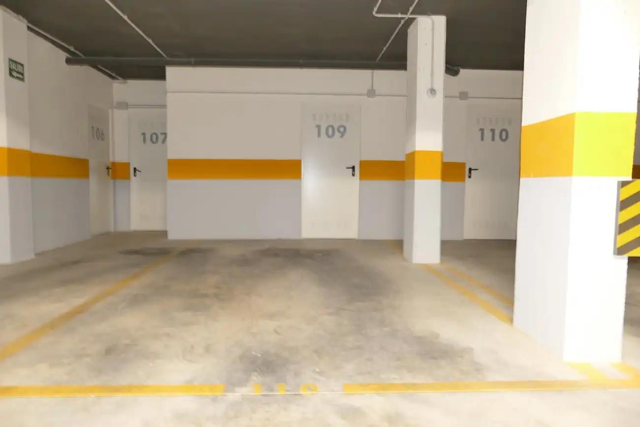 Aparcament de Apartament en venda en Orihuela amb Calefacció, Piscina i Moblat