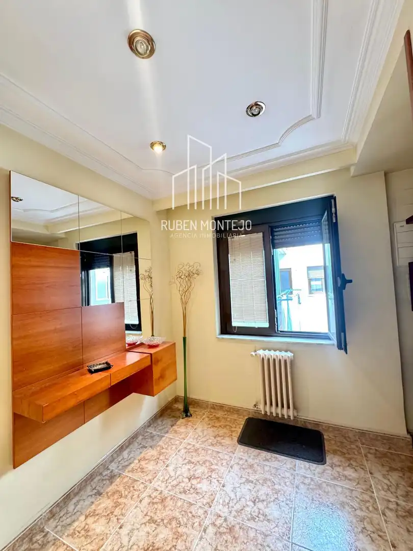 Flat for rent in Villamayor, Carmelitas