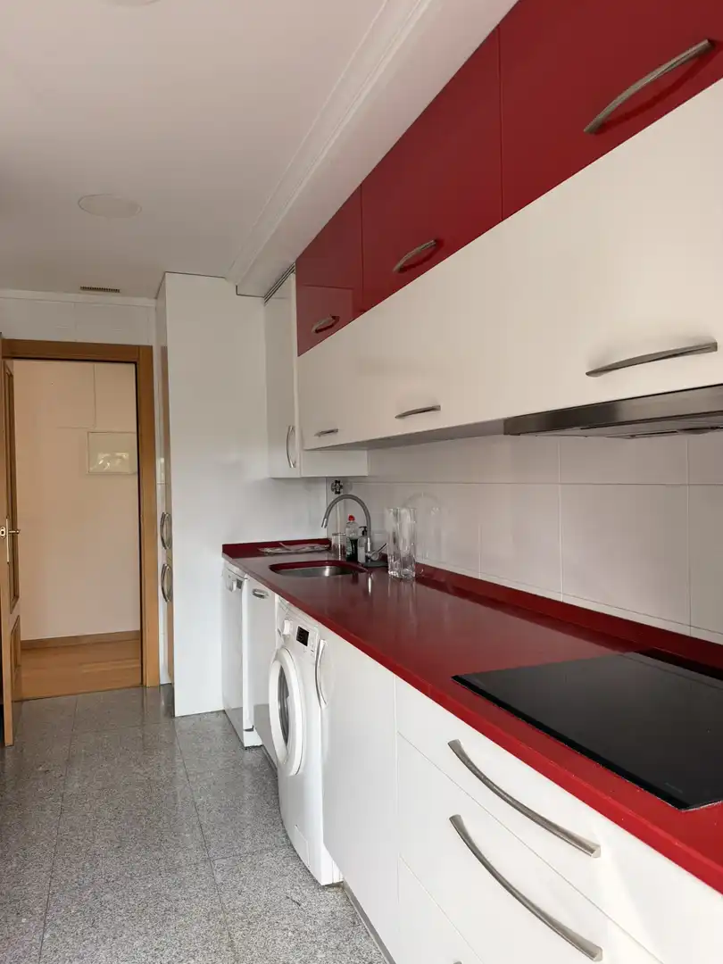 Cocina de Piso en venta en  Logroño con Calefacción, Parquet y Trastero