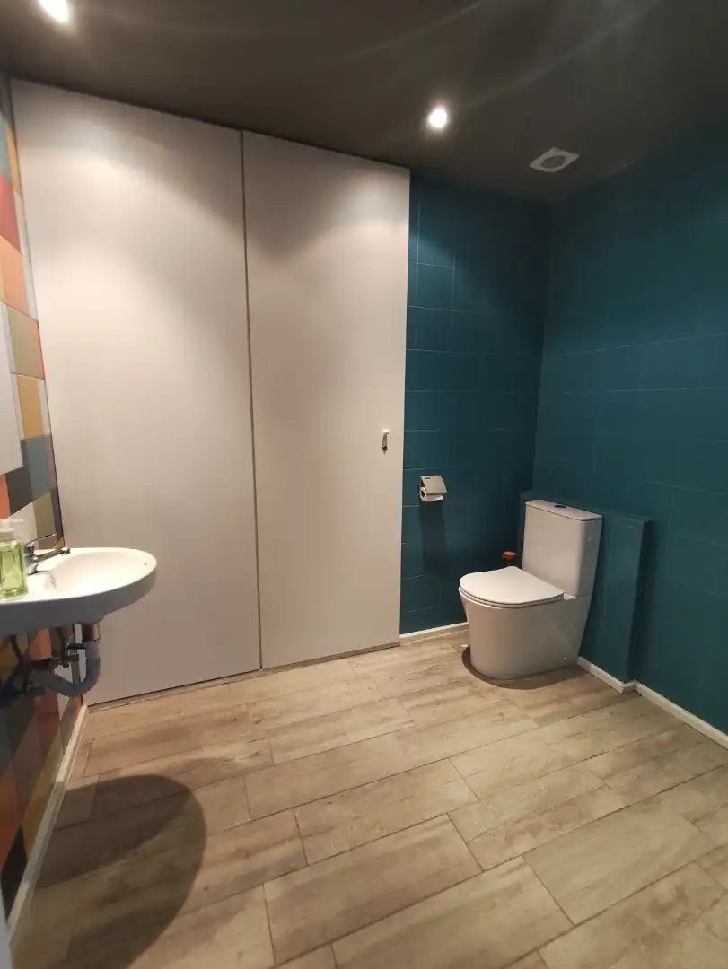 Badezimmer von Geschaftsraum zur Miete in Les Borges Blanques mit Klimaanlage