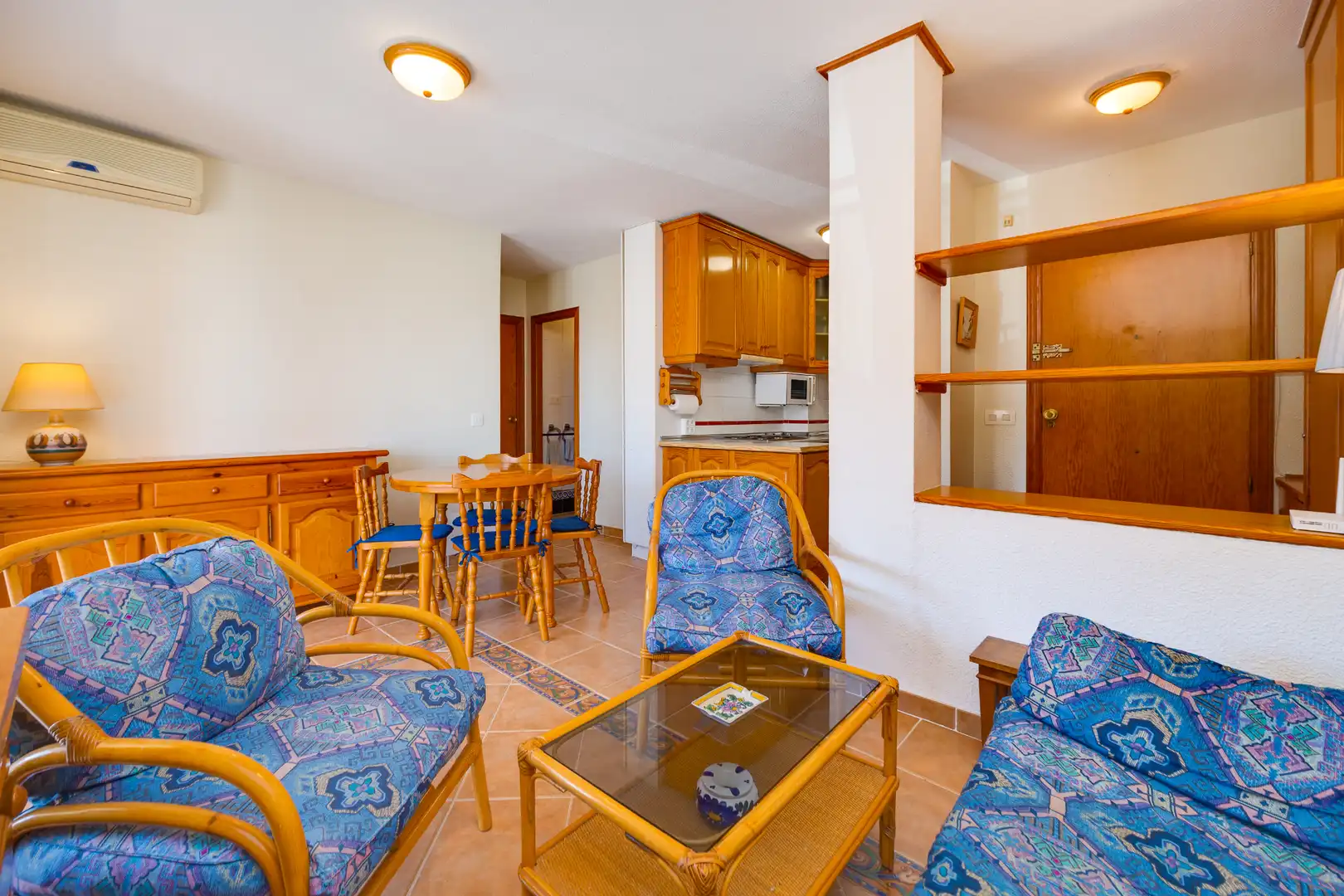 Living room of Flat for sale in Torrevieja  with Air Conditioner, Terrace and Balcony