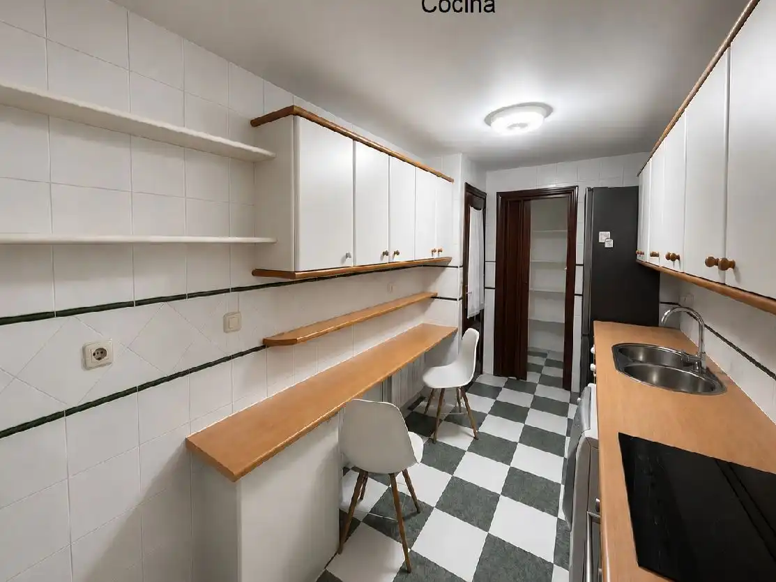 Kitchen of Flat for sale in  Granada Capital  with Air Conditioner, Terrace and Balcony