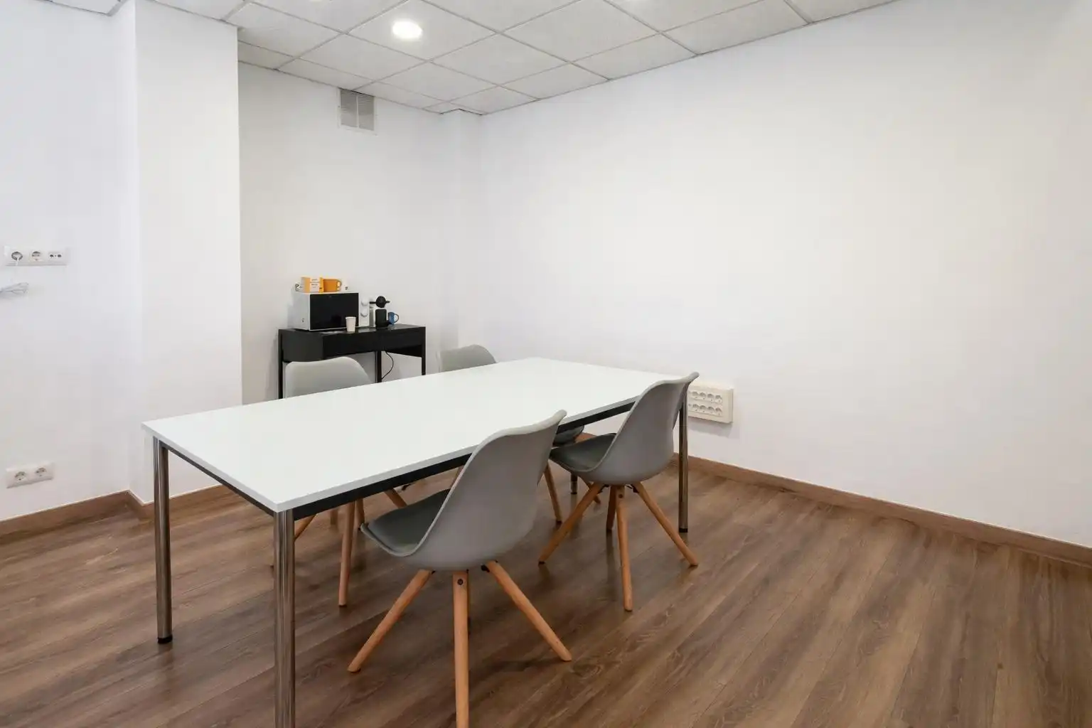 Local comercial en venta en Carrer de Leonardo da Vinci, imagen 14