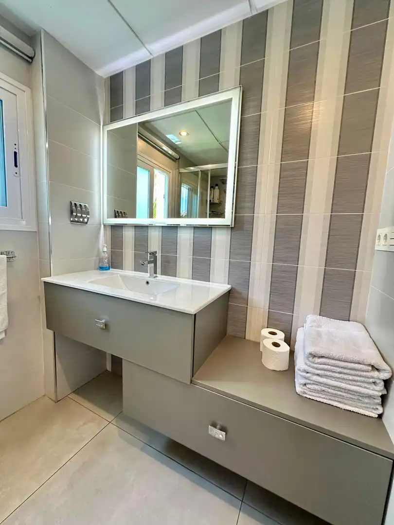 Bathroom of Apartments for rent in Solymar